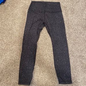 Lululemon align size 6 black speckled. 25”inseam